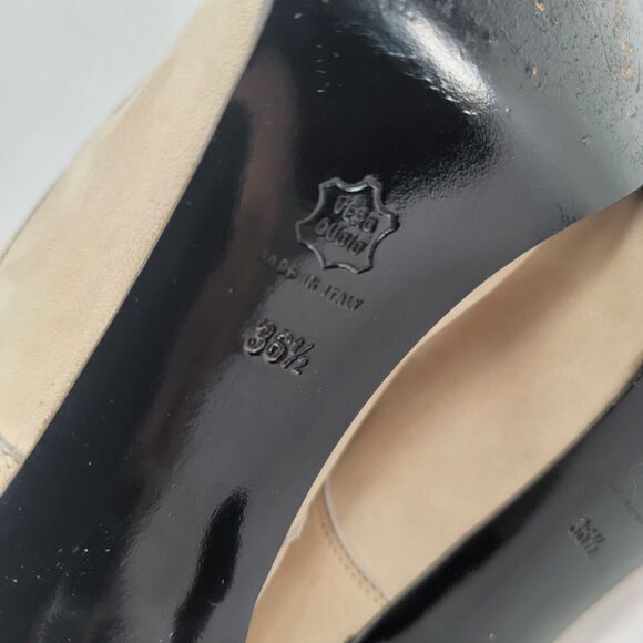 Moschino Size 6.5 Suede Leather Lace Up Bootie Cream Ankle Boots Pointed Toe - Picture 7 of 12